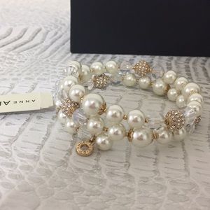 New Anne AK Klein pearl gold stunning bracelet